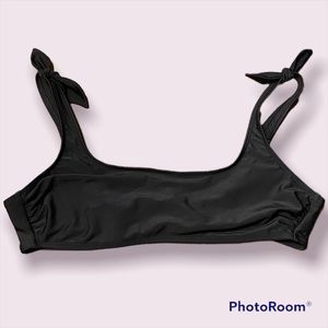 Xhilaration Black Bikini Top. Size XL.